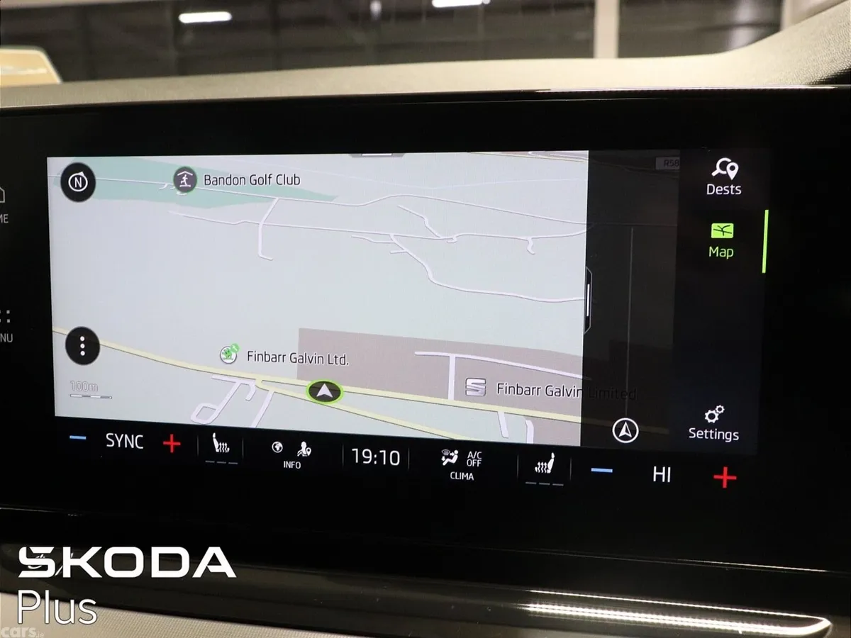 Skoda Octavia Saloon, Diesel, 2021, Grey