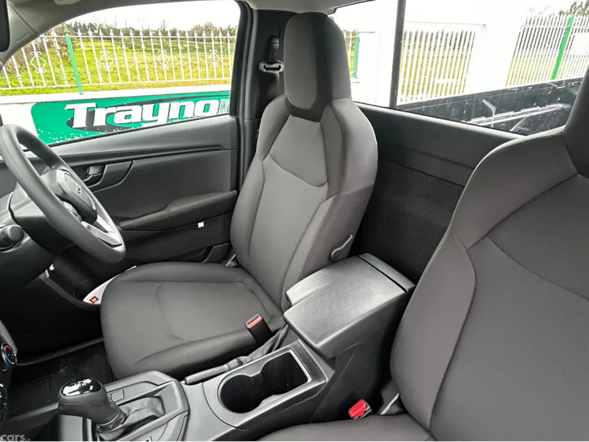 Isuzu D-Max Pick Up, Diesel, 2026, Black