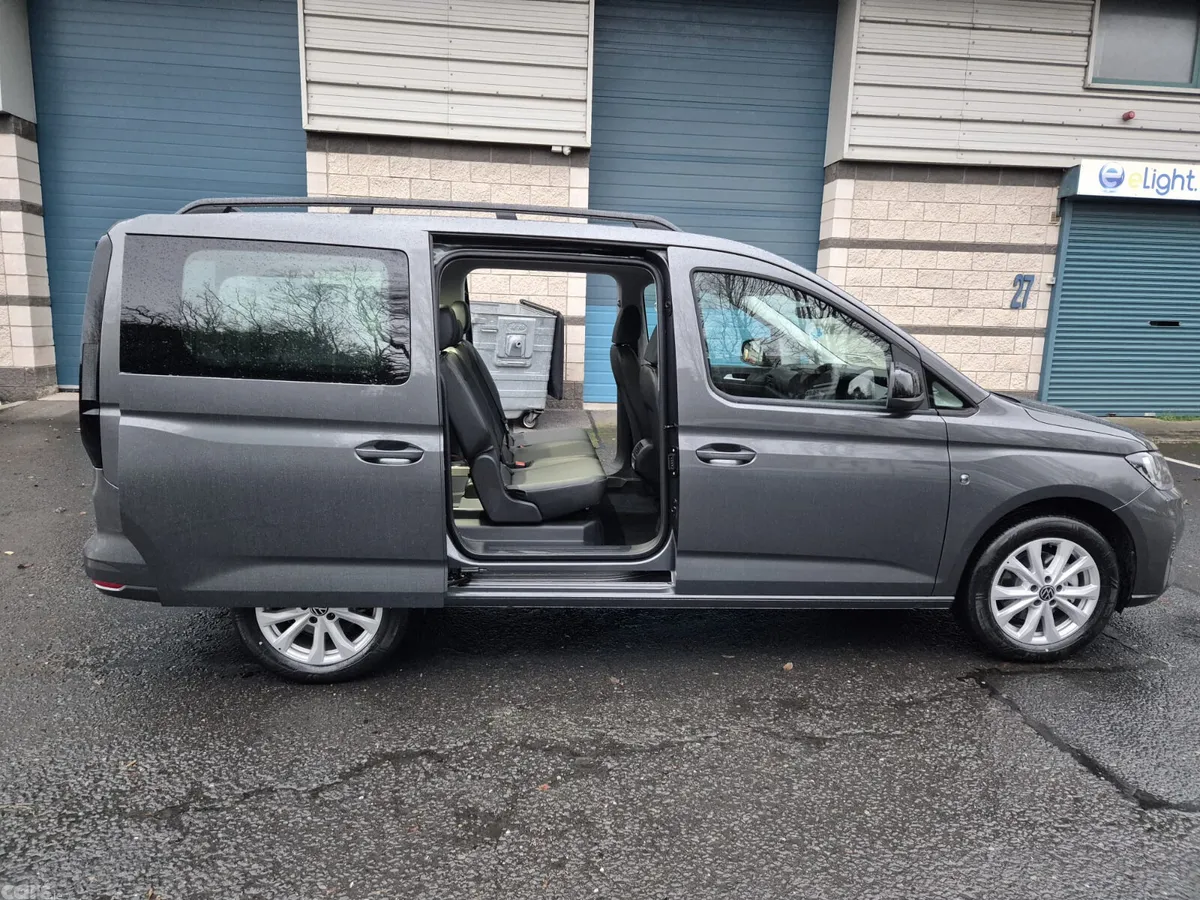 Volkswagen Caddy MPV, Petrol Plug-in Hybrid, 2026, Grey