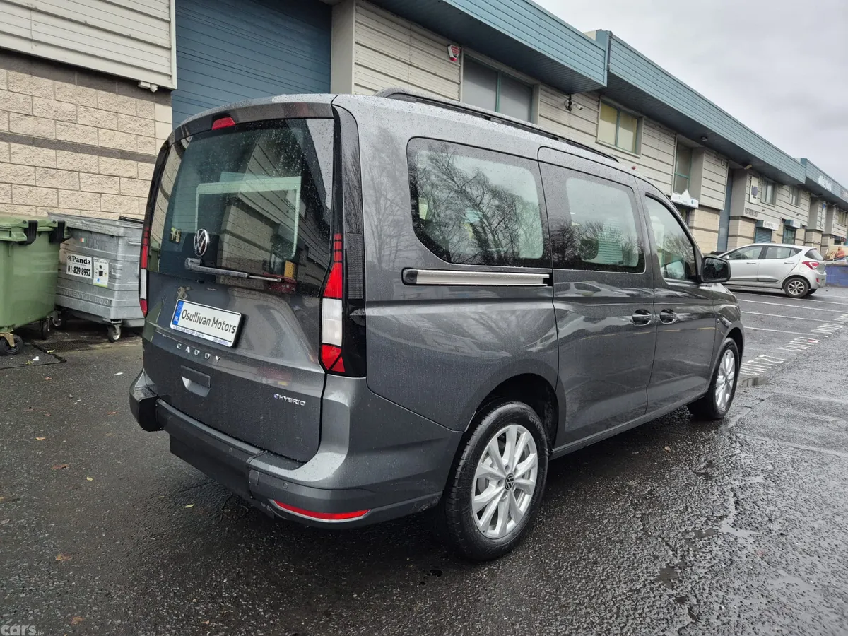 Volkswagen Caddy MPV, Petrol Plug-in Hybrid, 2026, Grey