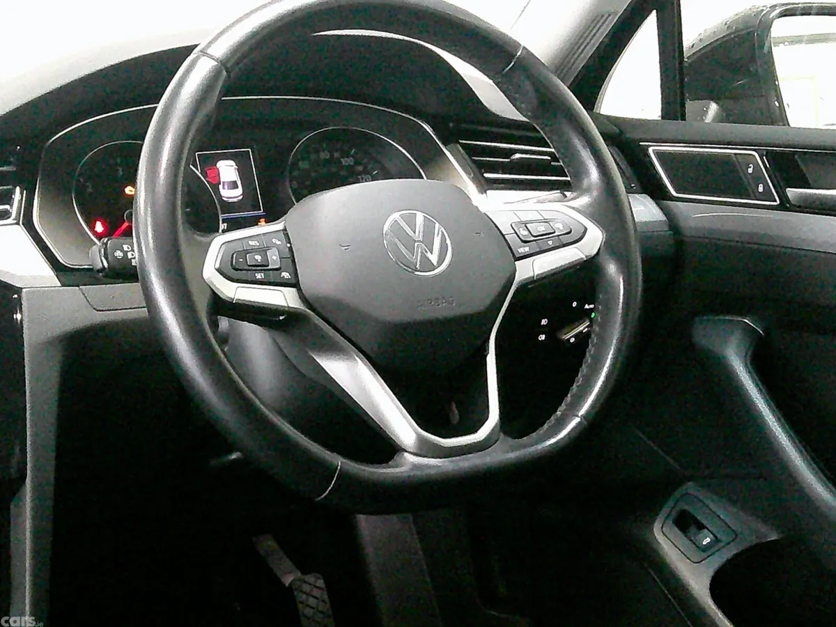 Volkswagen Passat Saloon, Diesel, 2021, Grey