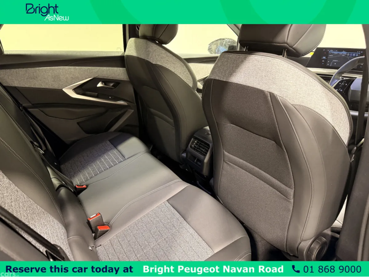 Peugeot 3008 MPV, Petrol Hybrid, 2025, Blue