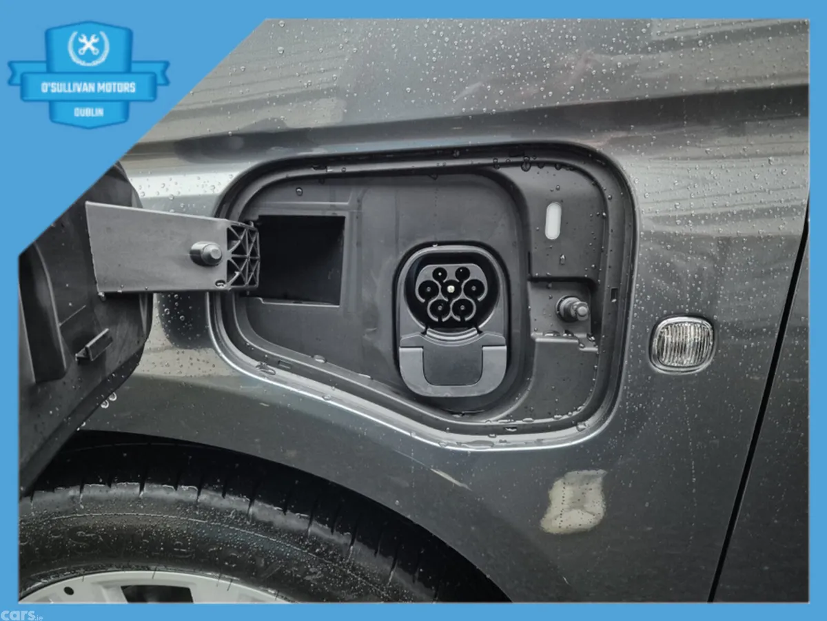 Volkswagen Caddy MPV, Petrol Plug-in Hybrid, 2026, Grey