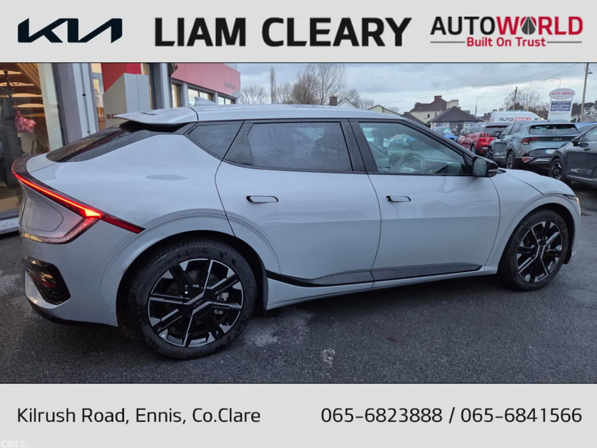 Kia EV6 MPV, Electric, 2025, Grey
