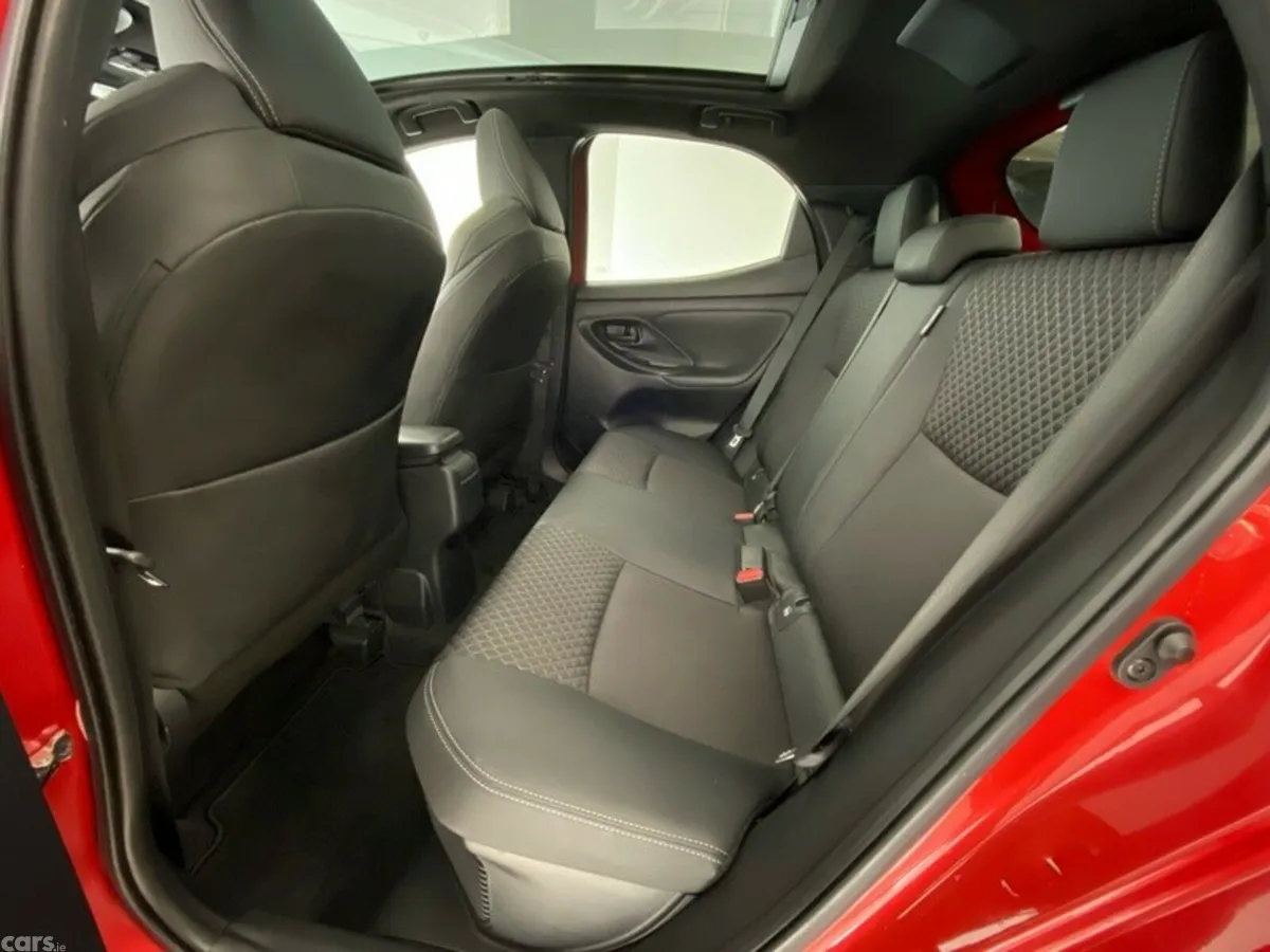 Toyota Yaris Hatchback, Petrol Hybrid, 2024, Red