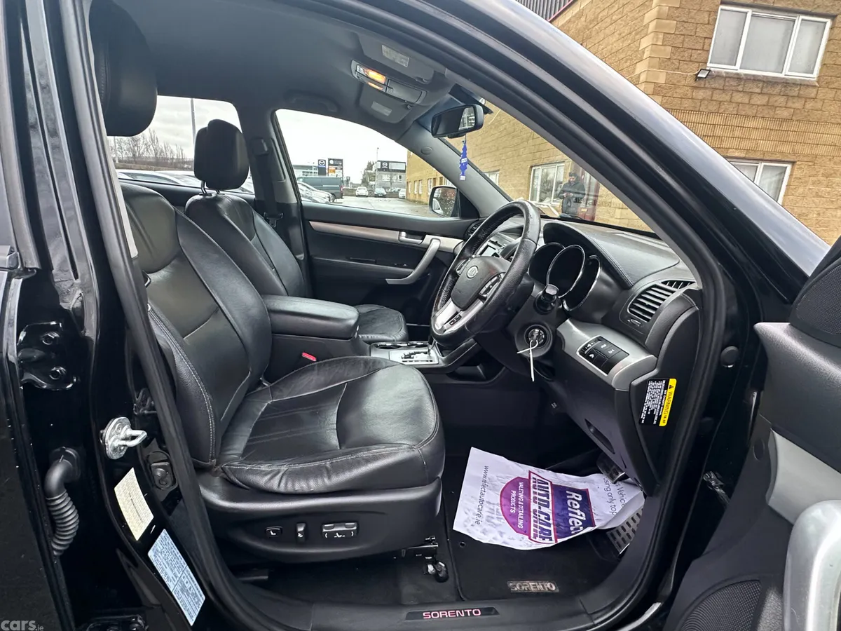Kia Sorento SUV, Diesel, 2012, Black