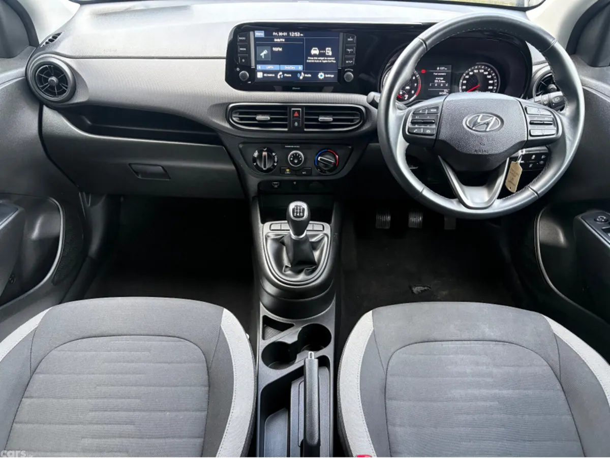 Hyundai i10 Hatchback, Petrol, 2023, White