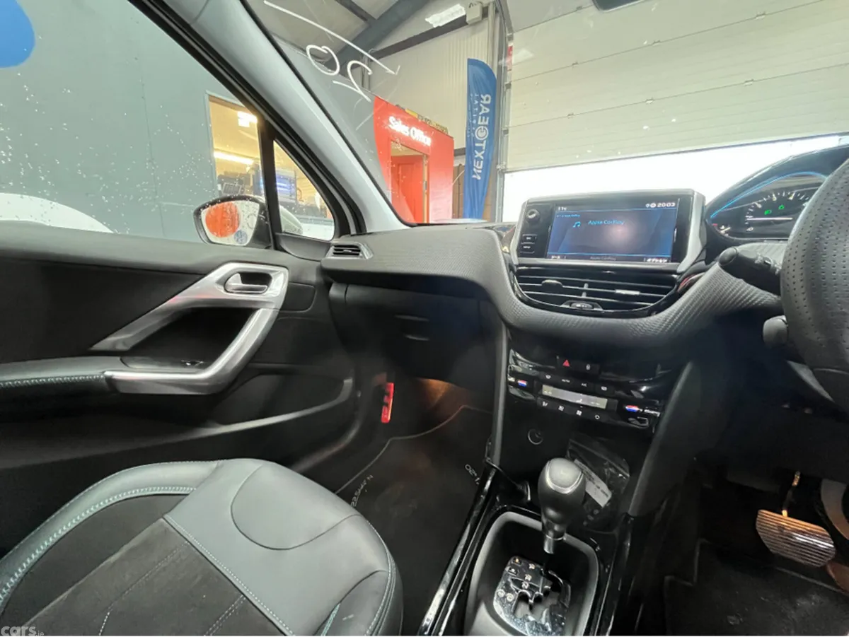 Peugeot 2008 SUV, Petrol, 2020, White