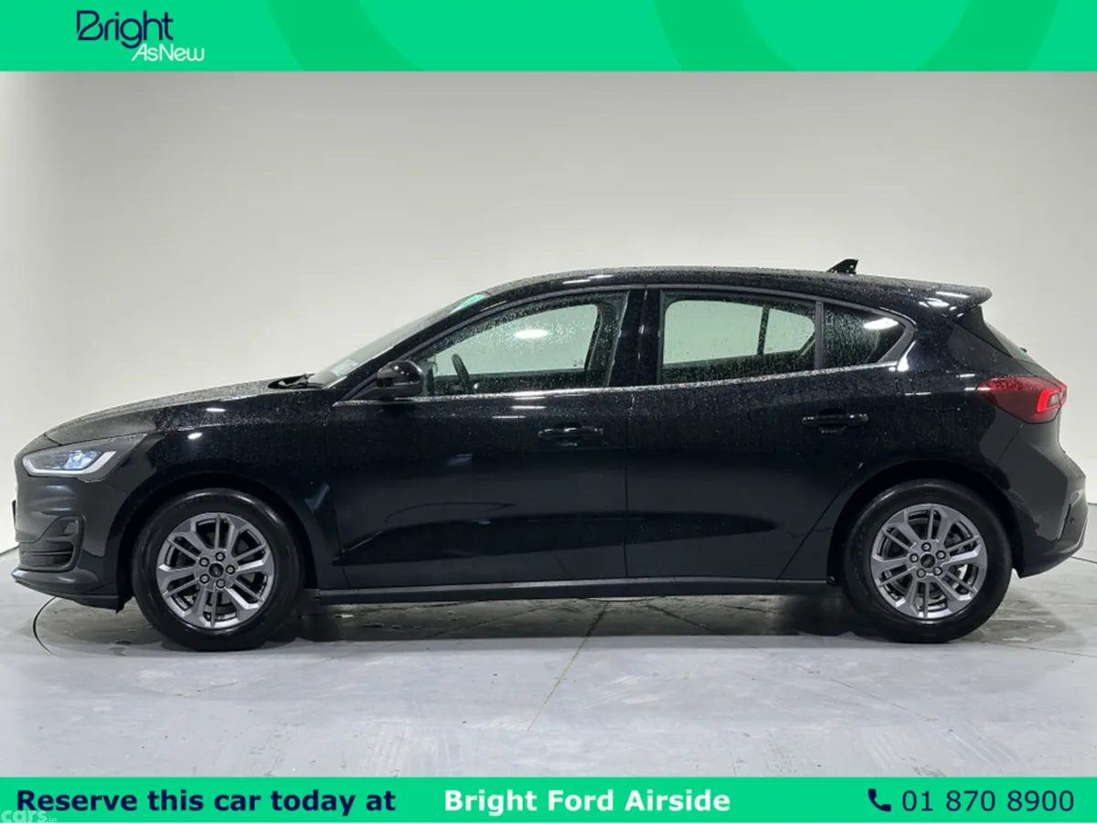 Ford Focus Hatchback, Petrol, 2023, Black