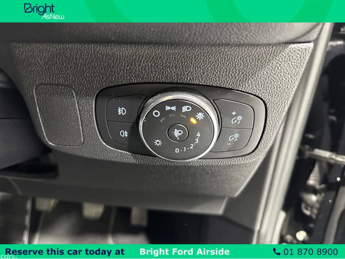Ford Focus Hatchback, Petrol, 2023, Black