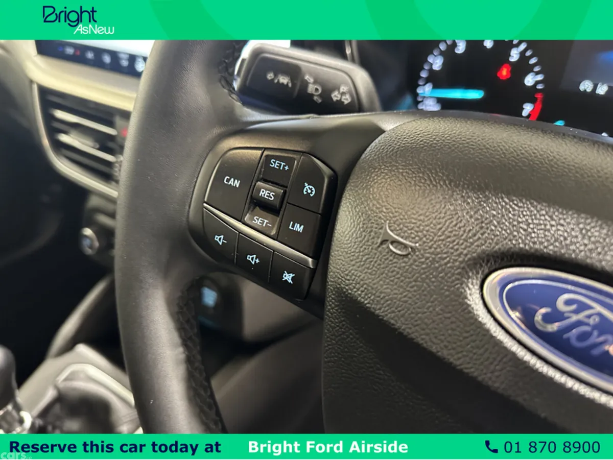 Ford Focus Hatchback, Petrol, 2023, Black