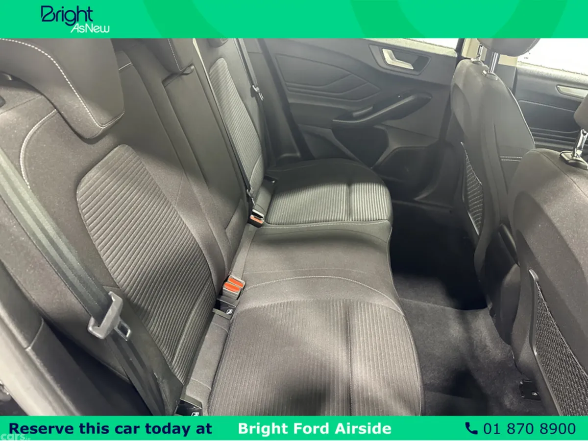 Ford Focus Hatchback, Petrol, 2023, Black