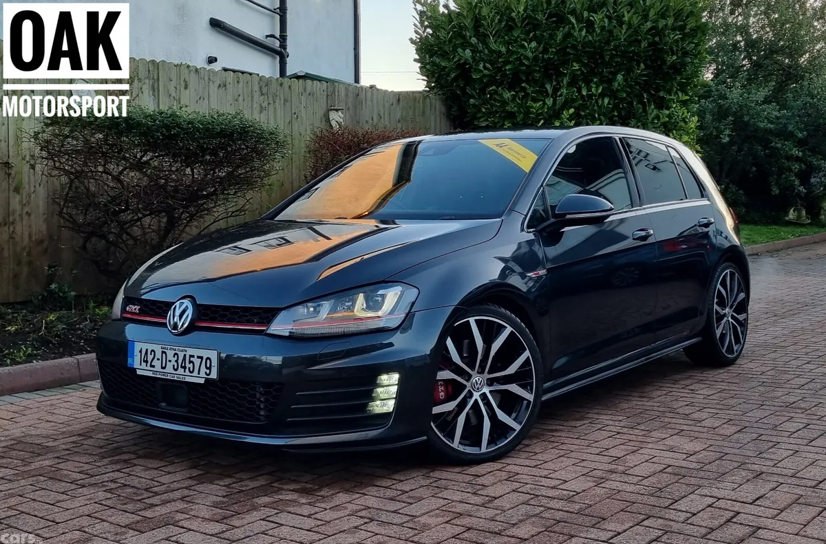 Volkswagen Golf Hatchback, Petrol, 2014, Grey