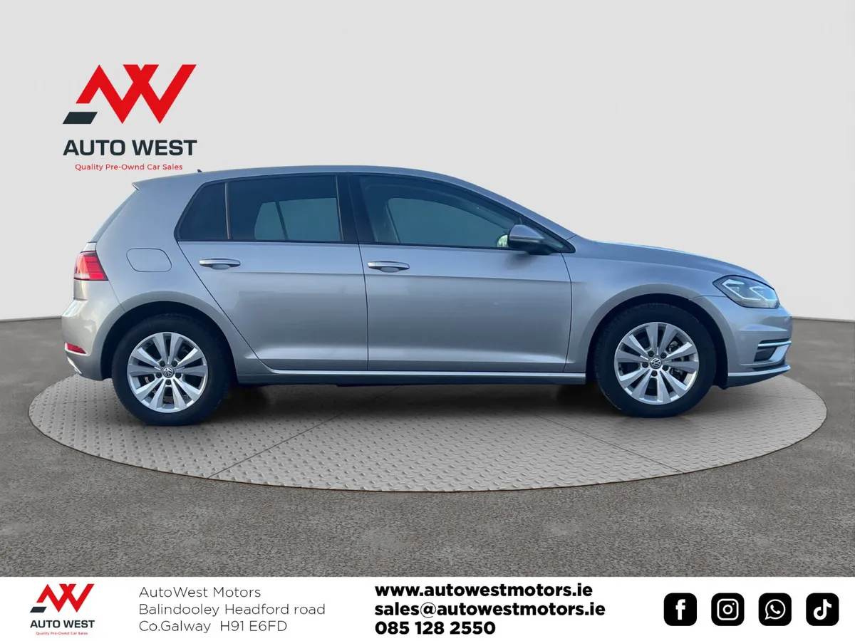 Volkswagen Golf Hatchback, Petrol, 2017, White