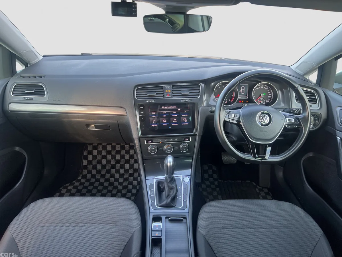 Volkswagen Golf Hatchback, Petrol, 2017, White