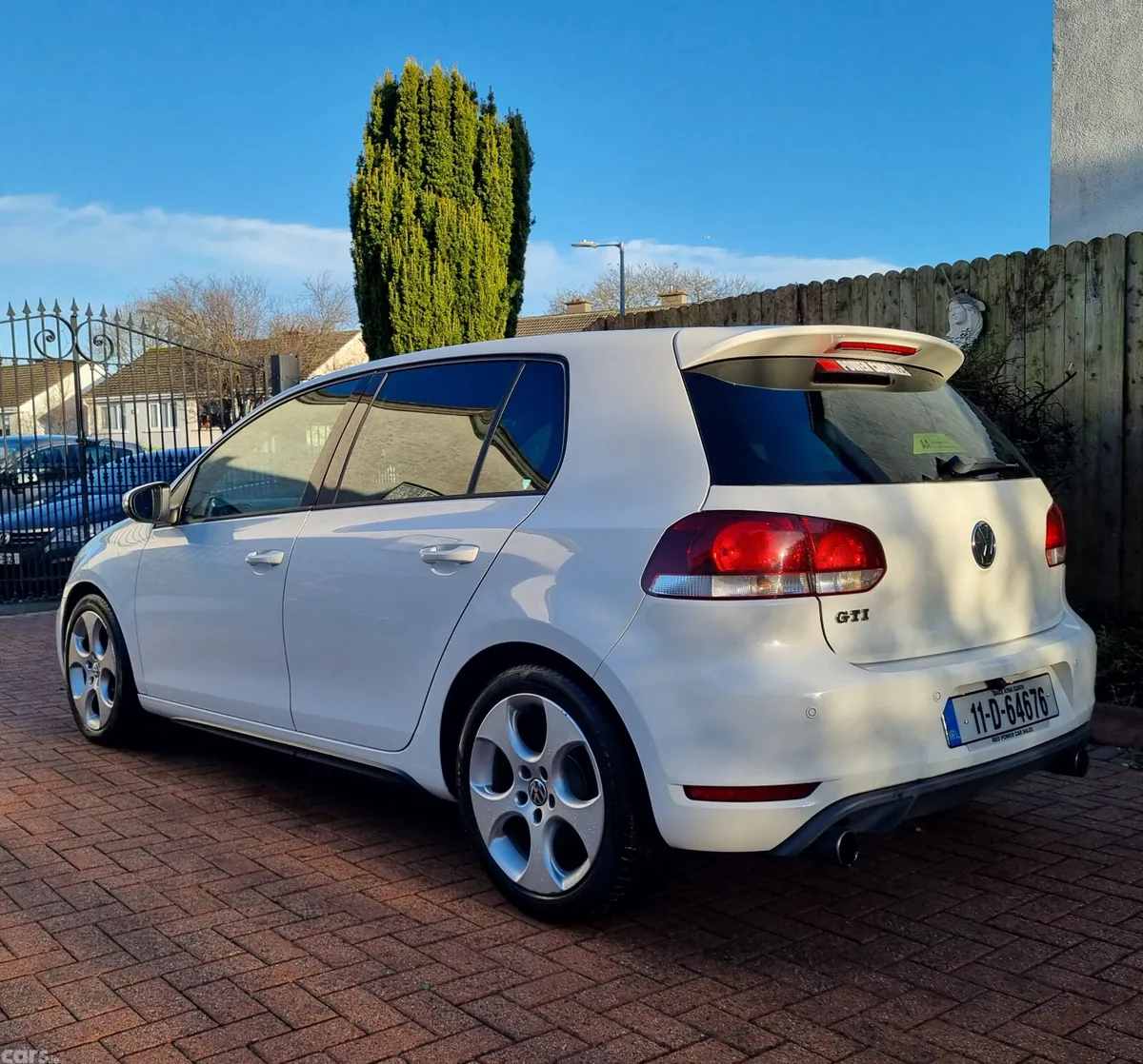 Volkswagen Golf Hatchback, Petrol, 2011, White
