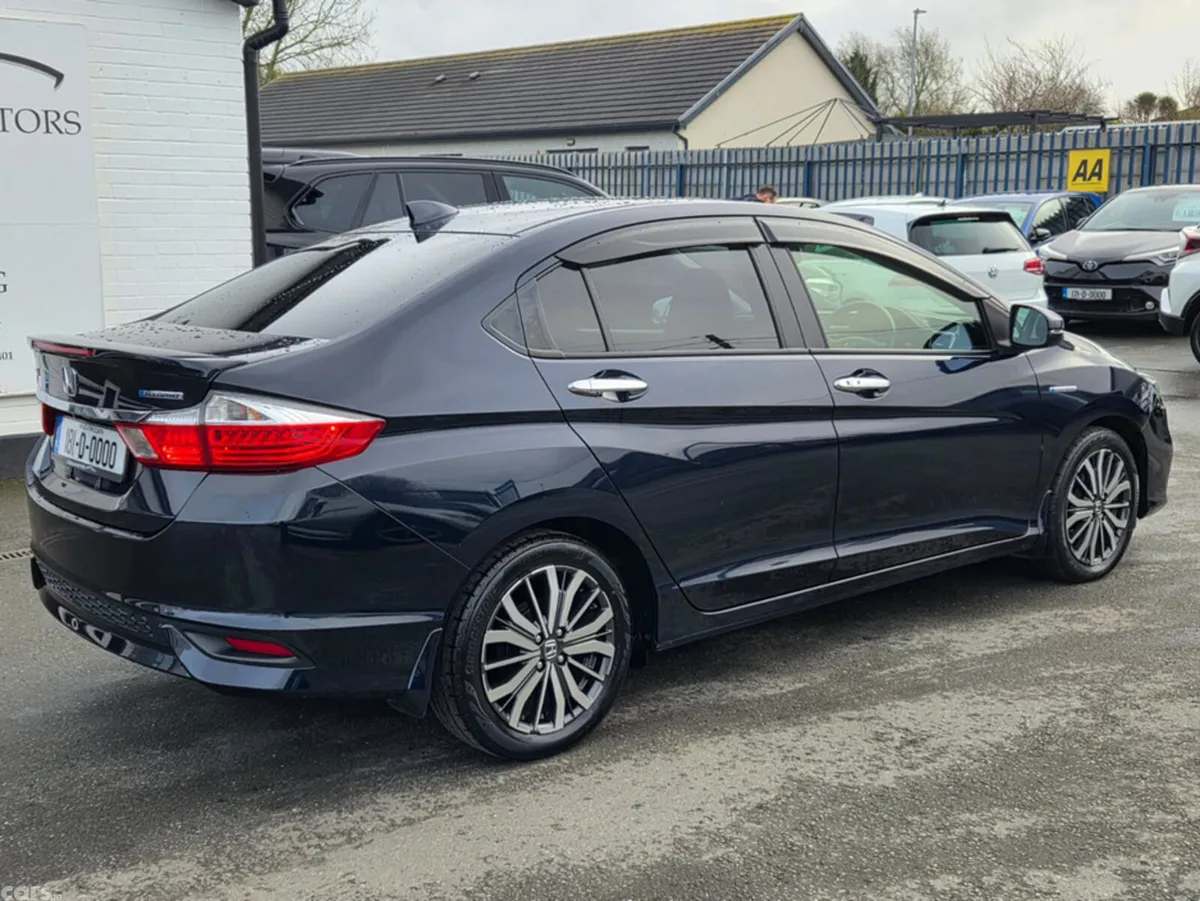 Honda Grace Saloon, Petrol Hybrid, 2018, Blue