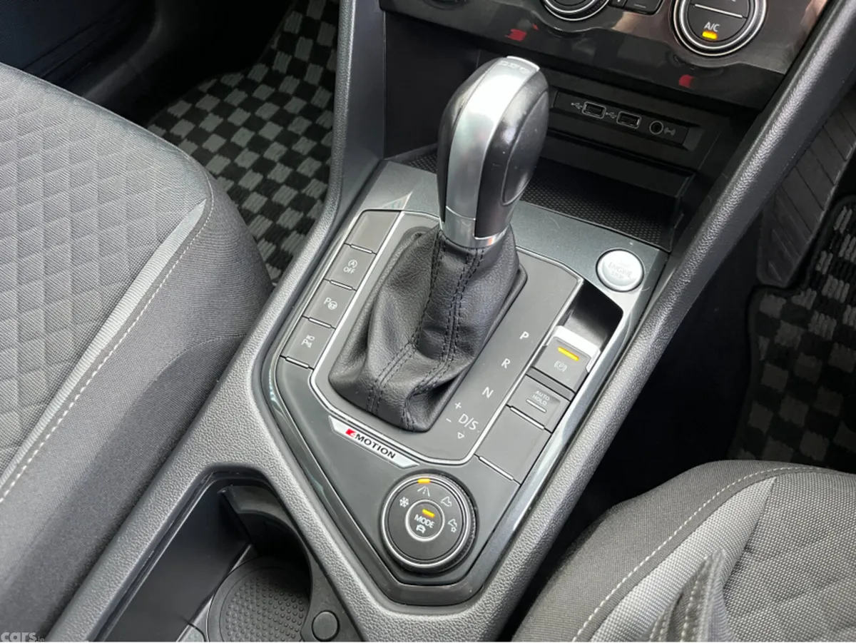 Volkswagen Tiguan SUV, Diesel, 2019, Black