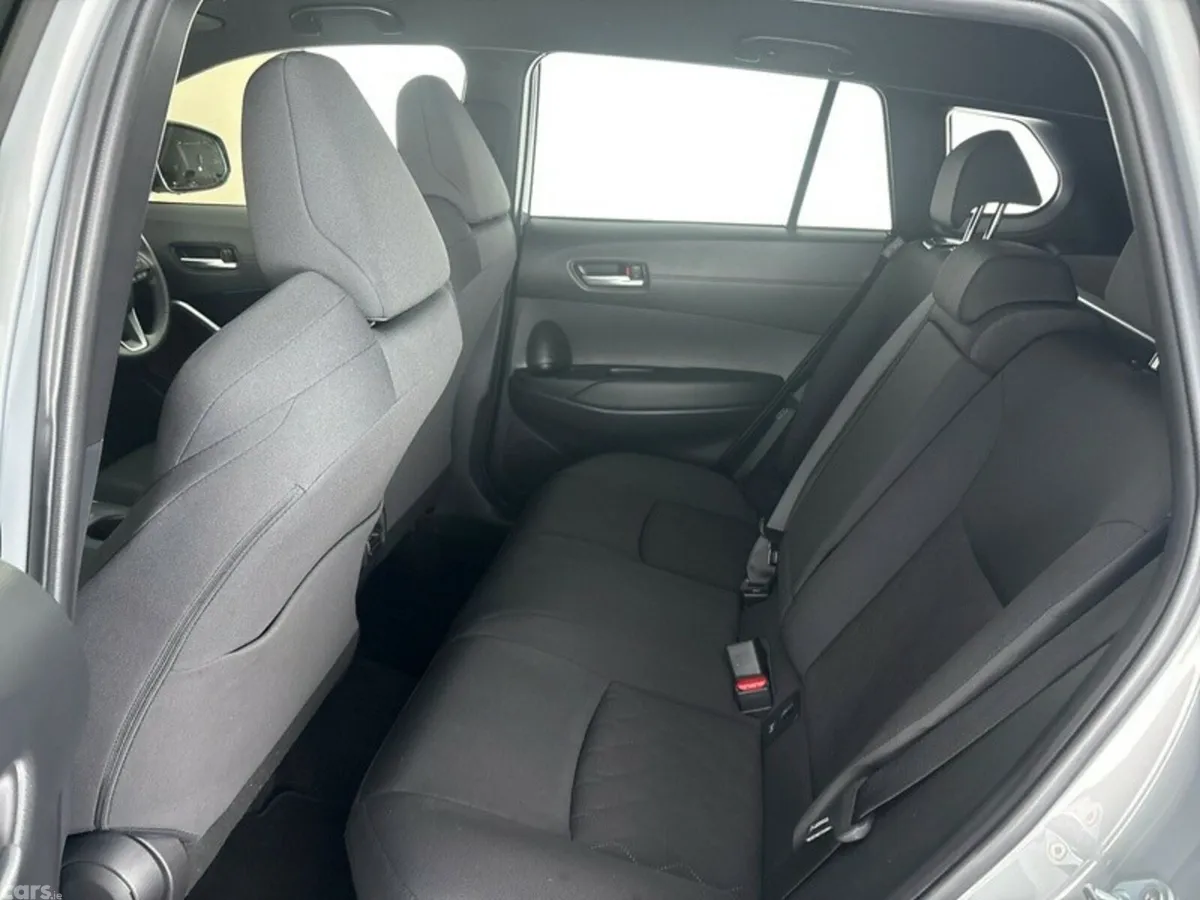 Toyota Corolla Cross Hatchback, Petrol Hybrid, 2024, Grey