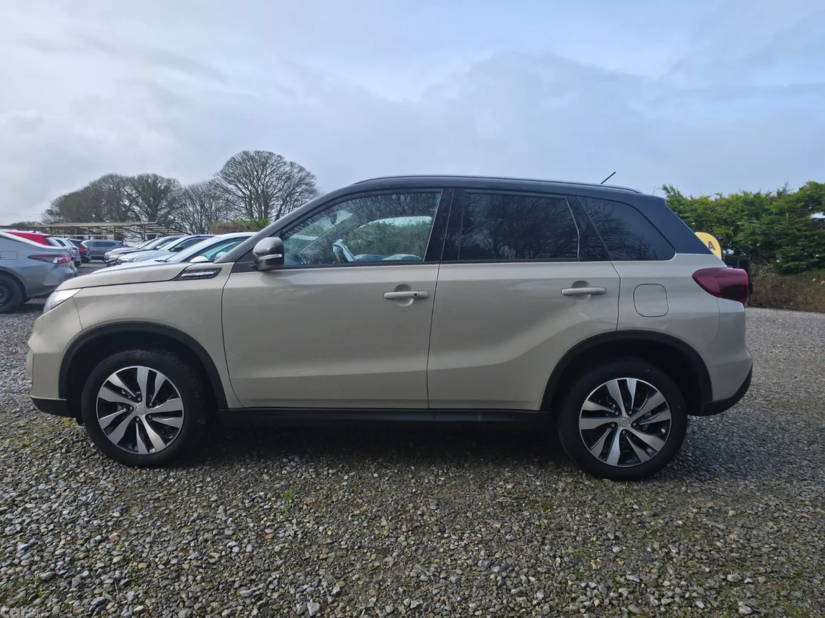 Suzuki Grand Vitara SUV, Petrol Hybrid, 2023, Beige