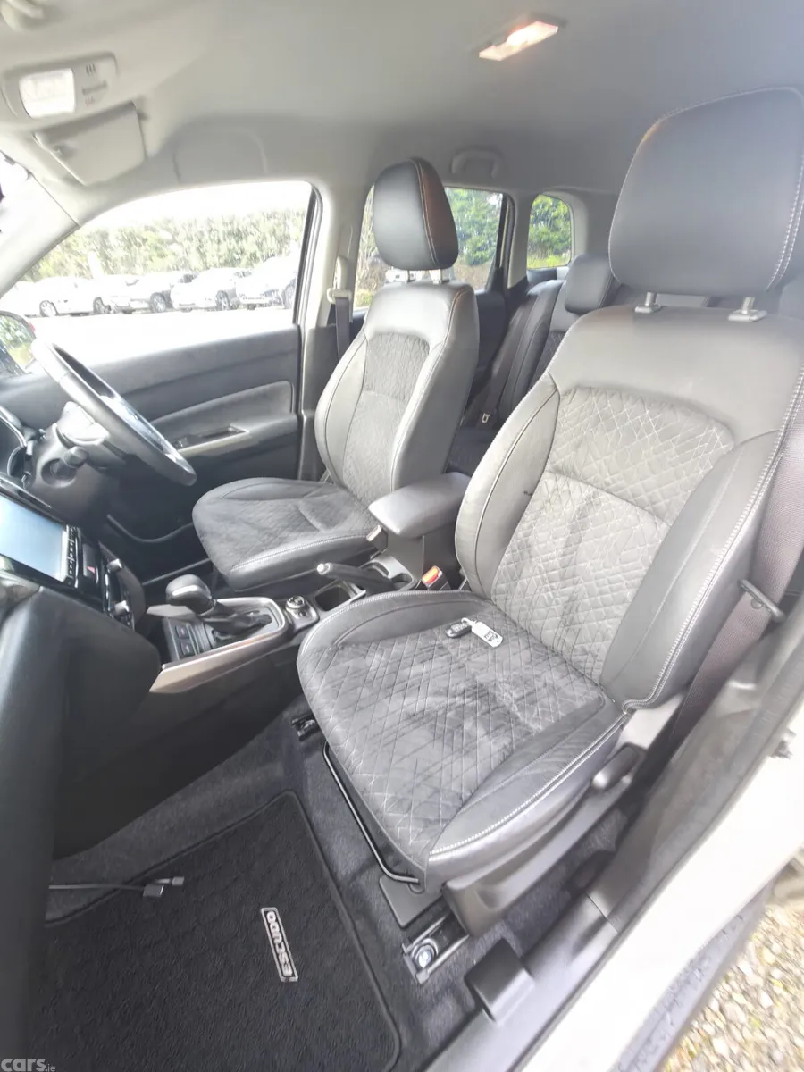 Suzuki Grand Vitara SUV, Petrol Hybrid, 2023, Beige