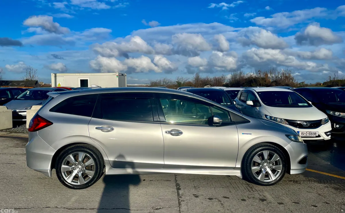 Honda Jade MPV, Petrol Hybrid, 2016, Silver