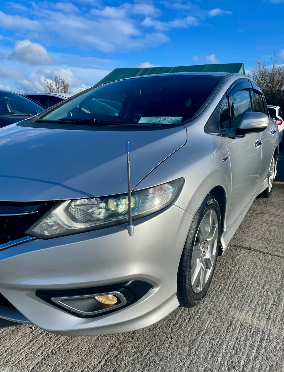 Honda Jade MPV, Petrol Hybrid, 2016, Silver
