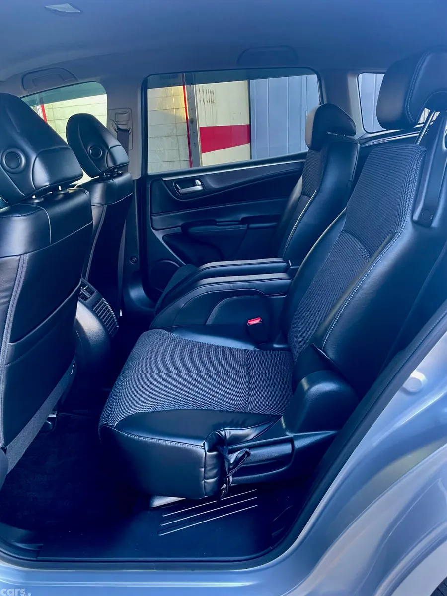 Honda Jade MPV, Petrol Hybrid, 2016, Silver