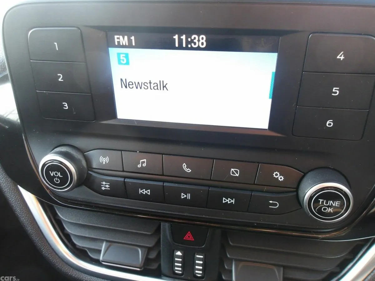 Ford Fiesta Hatchback, Petrol, 2018, Red