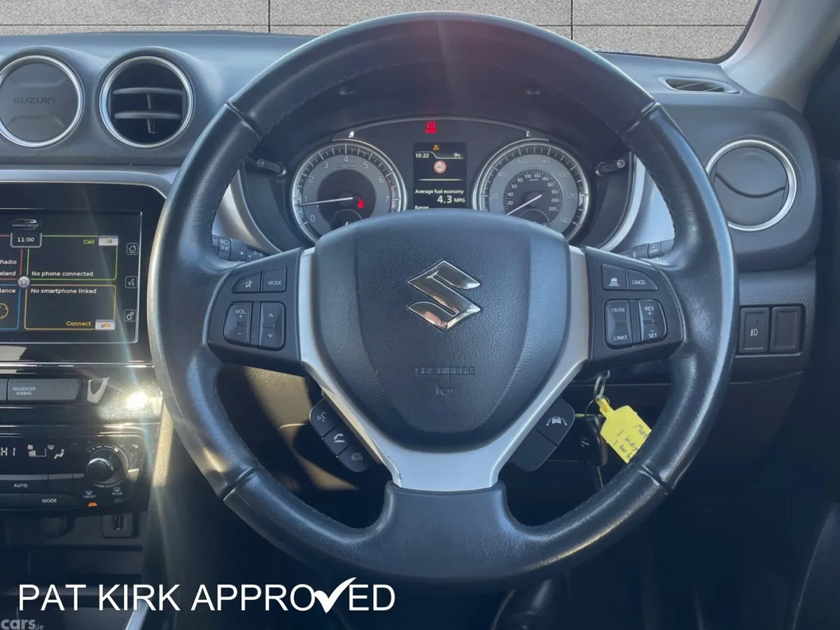 Suzuki Vitara Estate, Petrol, 2021, Grey