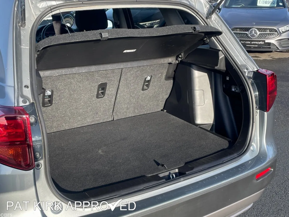 Suzuki Vitara Estate, Petrol, 2021, Grey