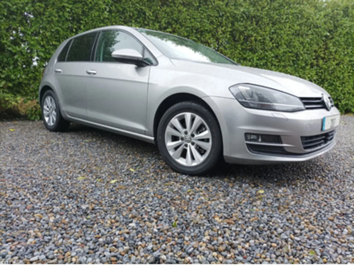 Volkswagen Golf Hatchback, Petrol, 2017, Grey