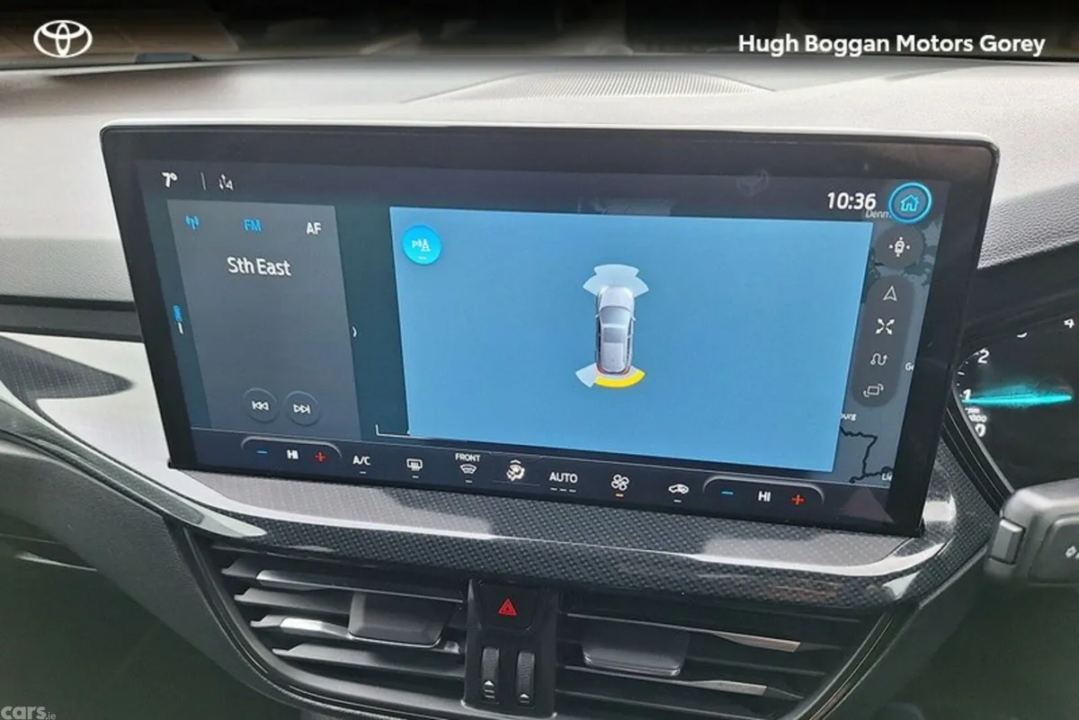 Ford Focus Hatchback, Petrol, 2022, Blue