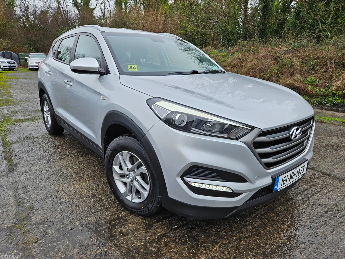 Hyundai Tucson SUV, Diesel, 2016, Silver