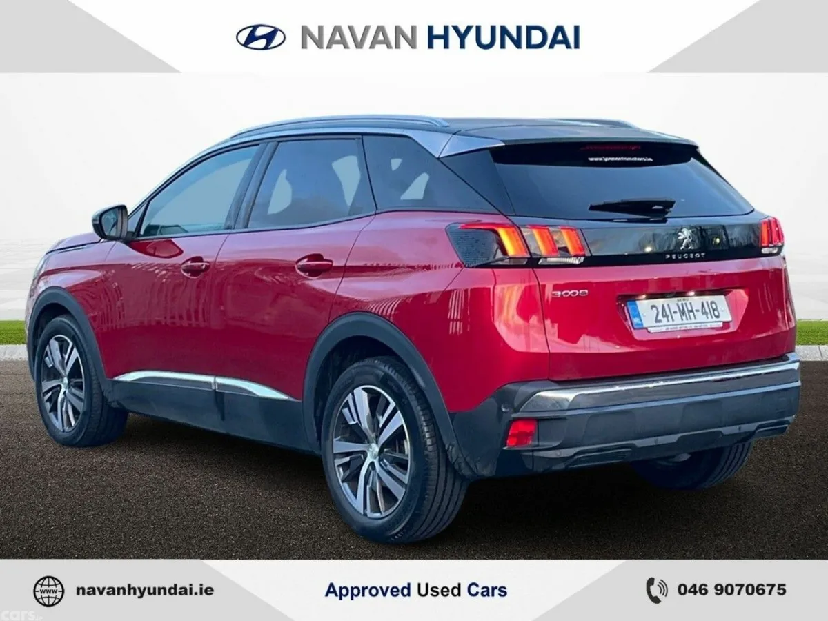 Peugeot 3008 MPV, Petrol Hybrid, 2024, Red