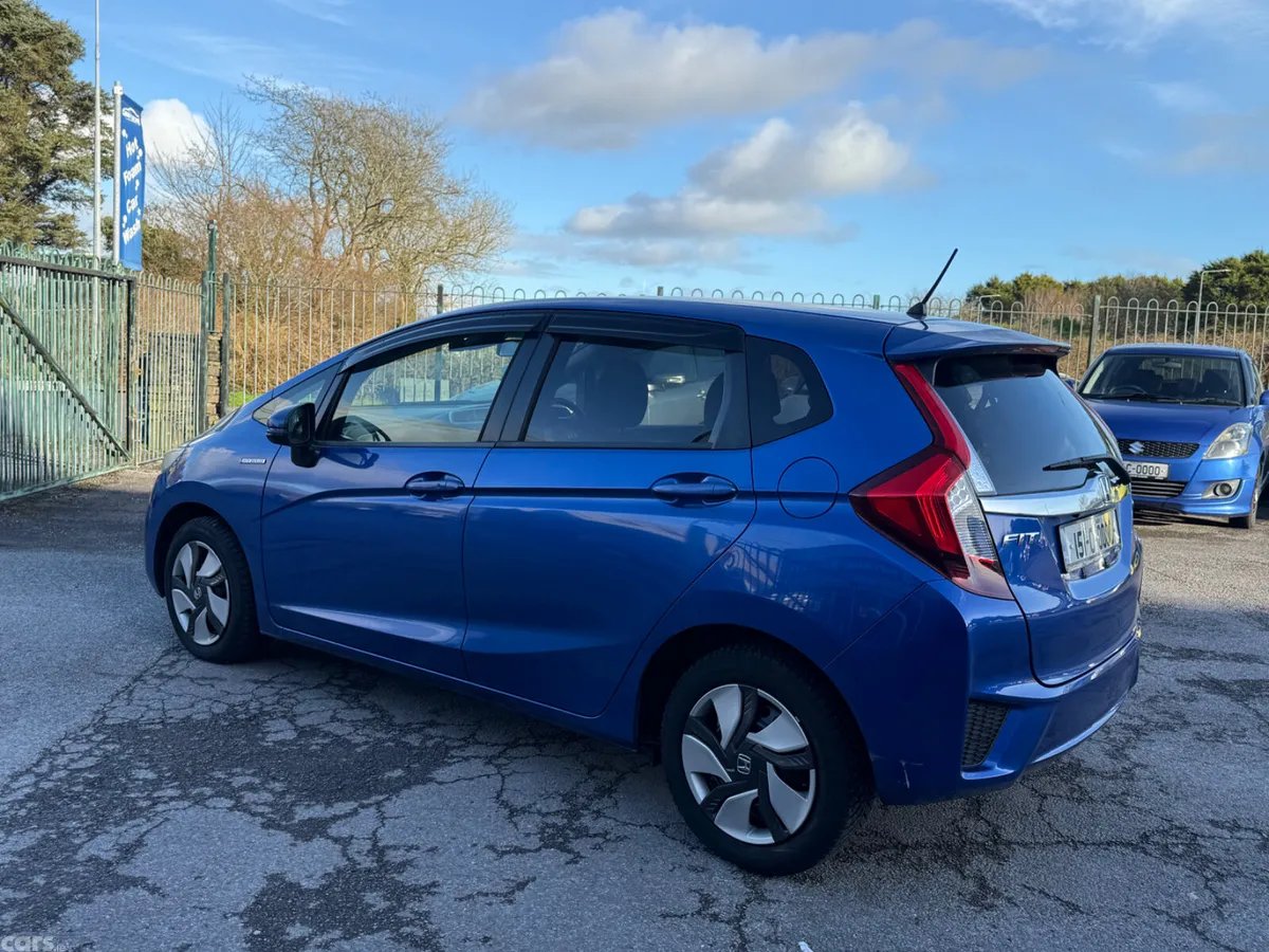 Honda Fit Hatchback, Petrol Hybrid, 2015, Blue
