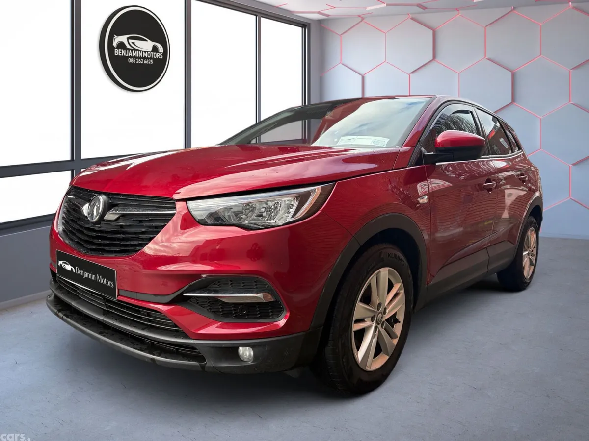 Vauxhall Grandland X Hatchback, Petrol, 2020, Red