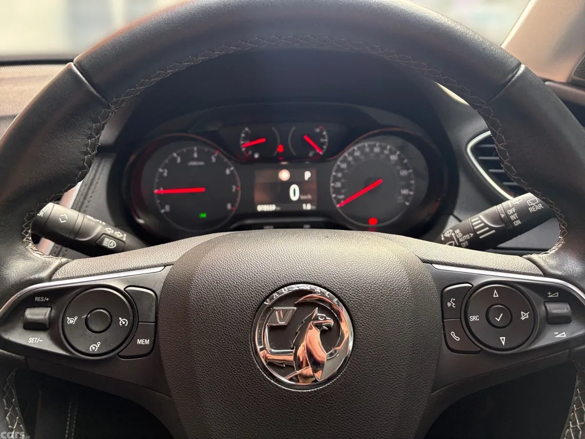Vauxhall Grandland X Hatchback, Petrol, 2020, Red