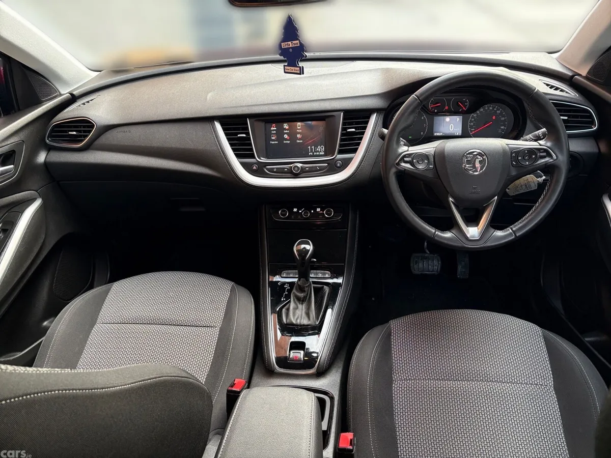 Vauxhall Grandland X Hatchback, Petrol, 2020, Red
