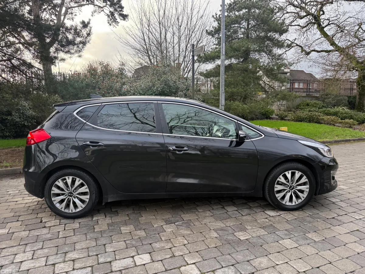 Kia Ceed Hatchback, Diesel, 2018, Black