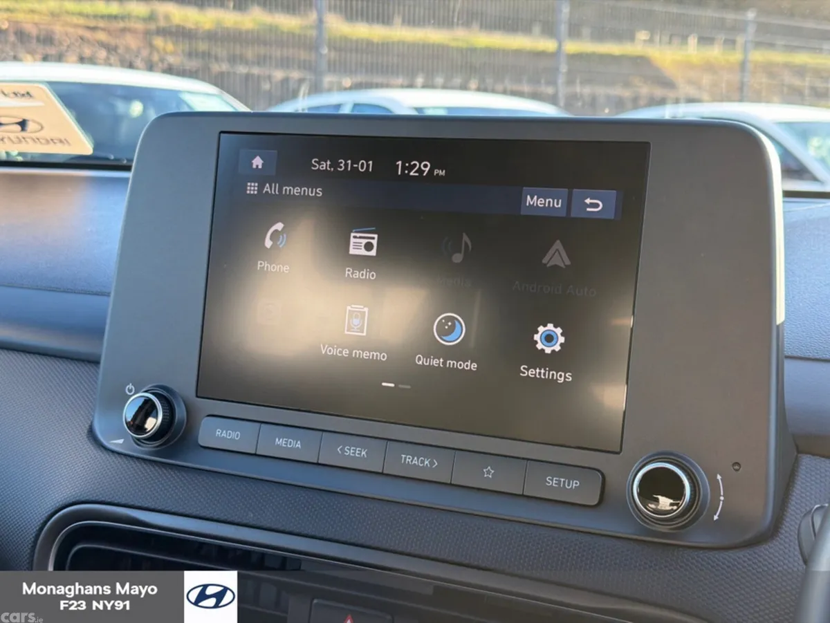 Hyundai KONA MPV, Petrol, 2023, Red