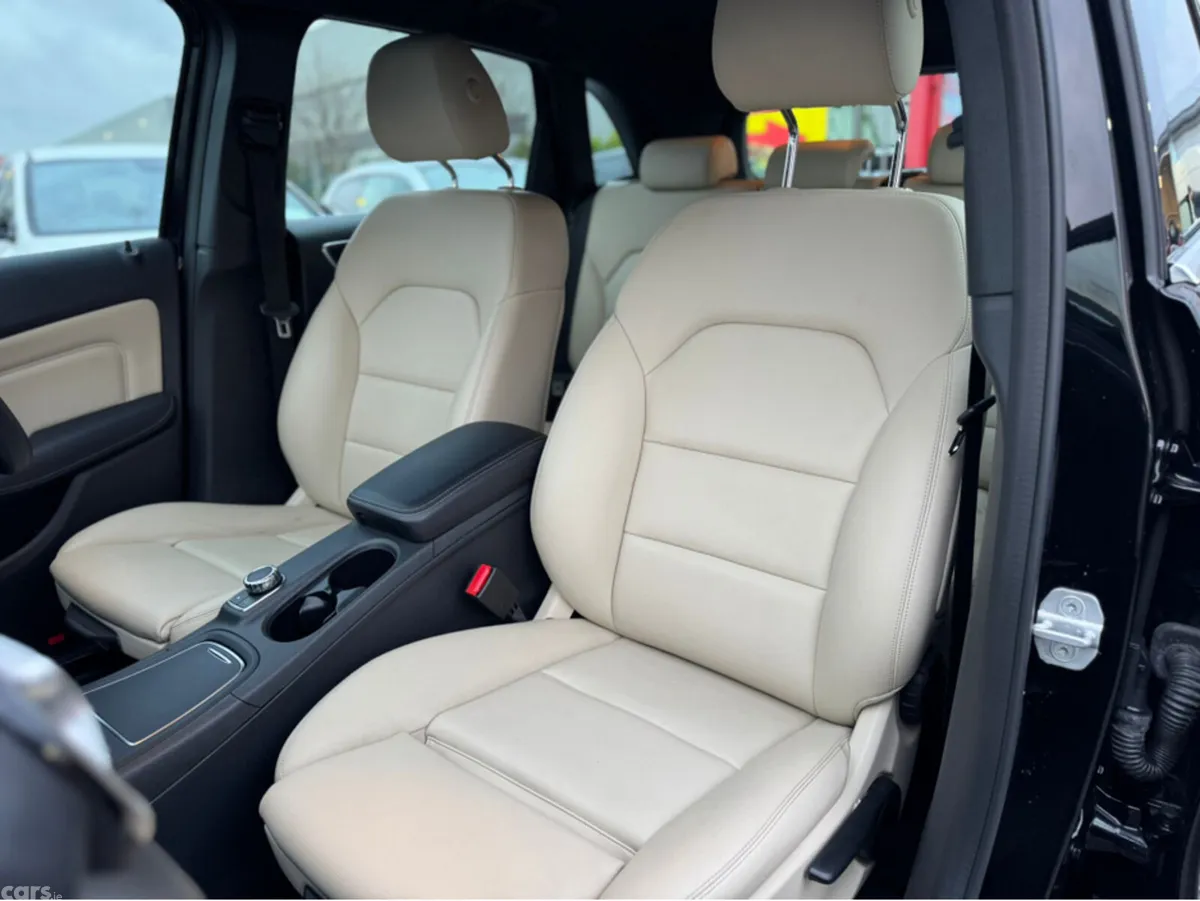 Mercedes-Benz B-Class MPV, Diesel, 2016, Black
