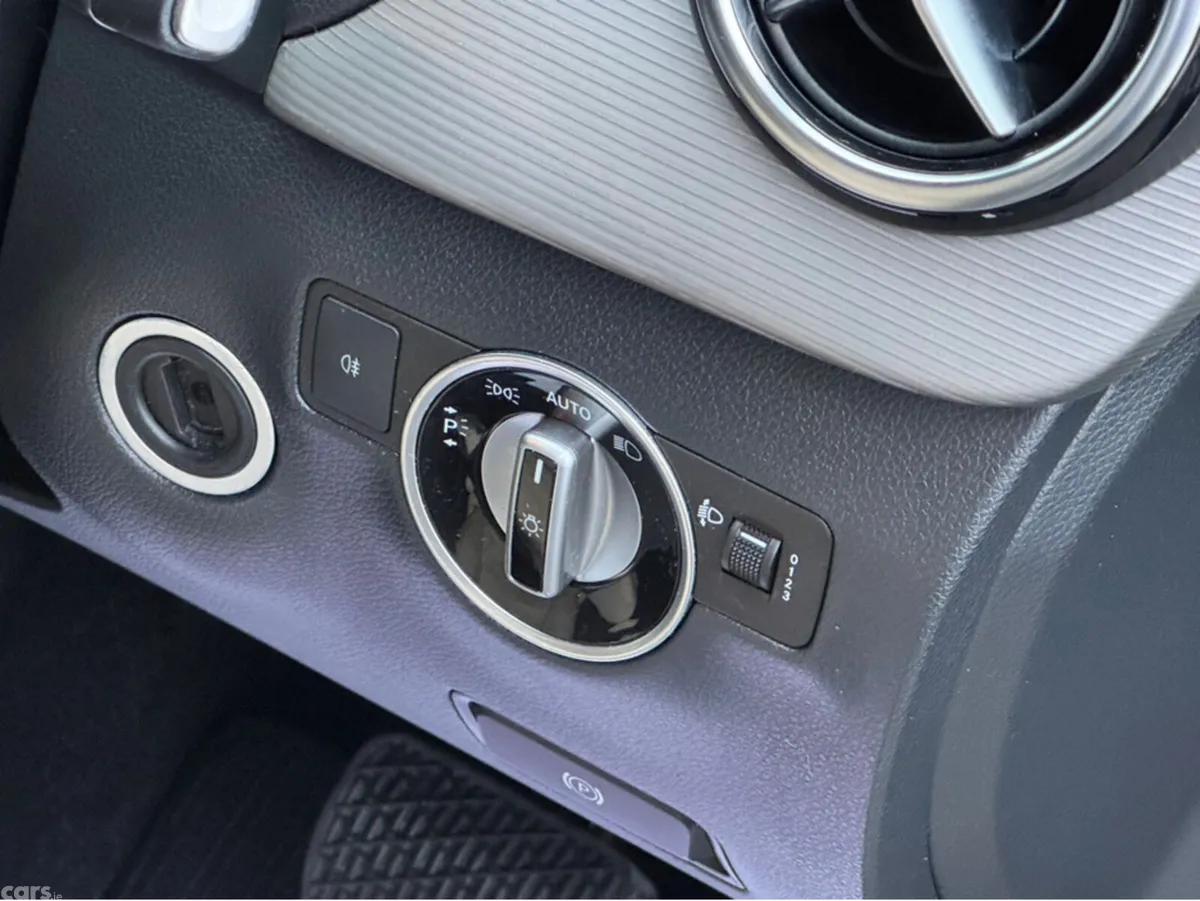 Mercedes-Benz B-Class MPV, Diesel, 2016, Black