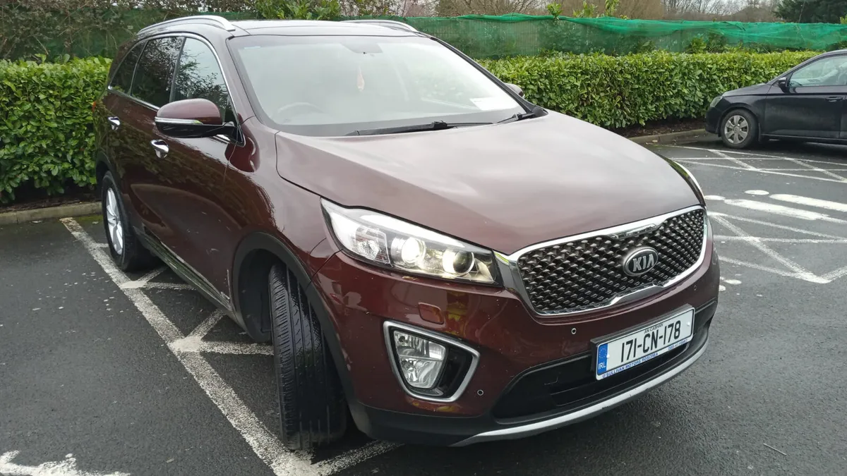 Kia Sorento SUV, Diesel, 2017, Red