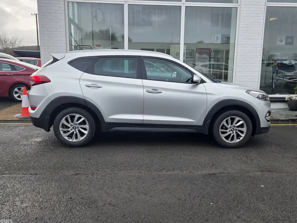 Hyundai Tucson SUV, Diesel, 2016, Silver