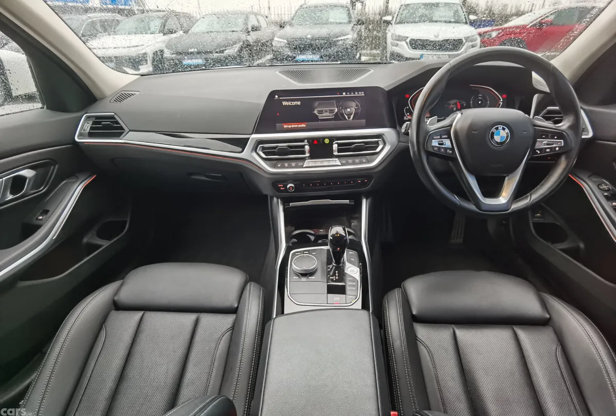 BMW 3-Series Estate, Diesel, 2022, White