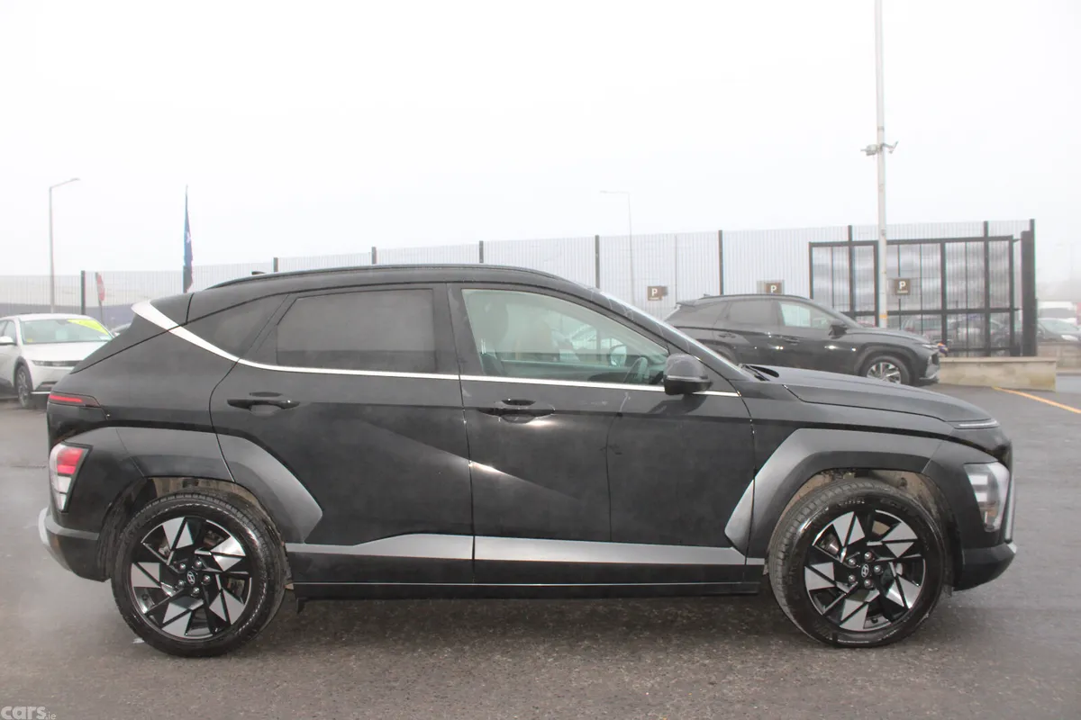 Hyundai KONA MPV, Petrol Hybrid, 2023, Black