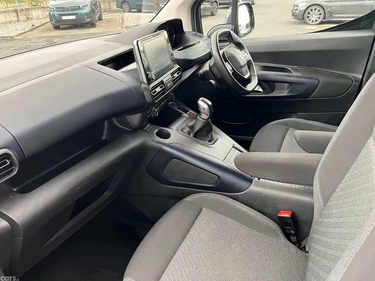 Peugeot Rifter MPV, Diesel, 2021, Blue