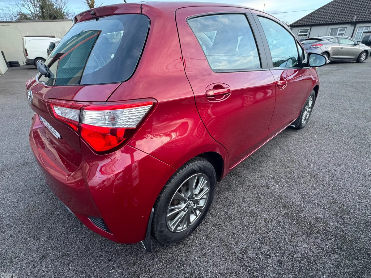 Toyota Yaris MPV, Petrol, 2019, Red