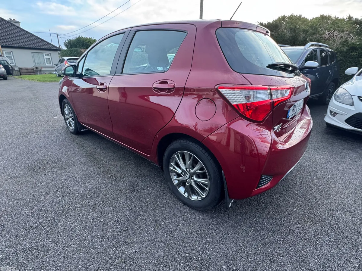Toyota Yaris MPV, Petrol, 2019, Red